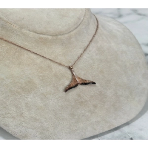 925 Ayar Gümüş Taşlı Rose Gold Kanat Modeli Gümüş Kolye