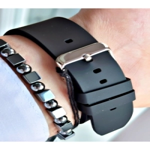 FUNCTION SİYAH KADRANLI SİYAH SİLİKON ERKEK KOL SAATİ