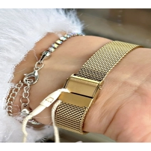 FERRUCCİ KARE GOLD HASIR KADIN KOL SAATİ