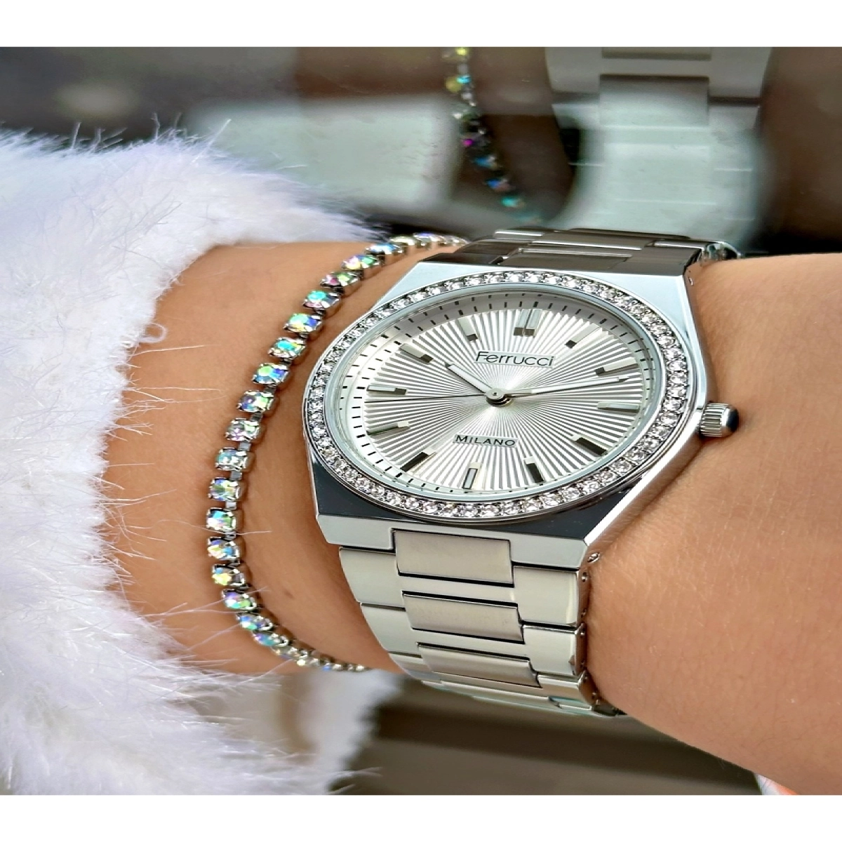 FERRUCCİ TAŞLI GÜMÜŞ METAL KADIN  KOL SAATİ