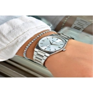 FC 0925 14379M.1 640043 Metal Kadın Kol Saati