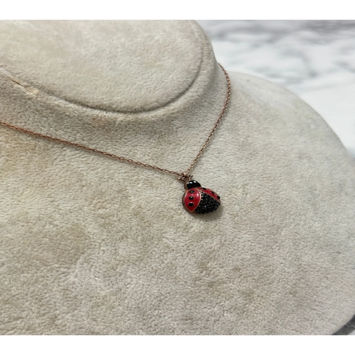 925 Ayar Gümüş Rose Gold Uğur Böceği Modeli Gümüş Kolye