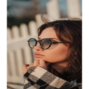 Yuvarlak Premium Tasarım Çerçeveli Kadın Güneş Gözlüğü