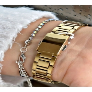 FERRUCCİ TAŞLI RAKAMLI GOLD METAL KADIN KOL SAATİ