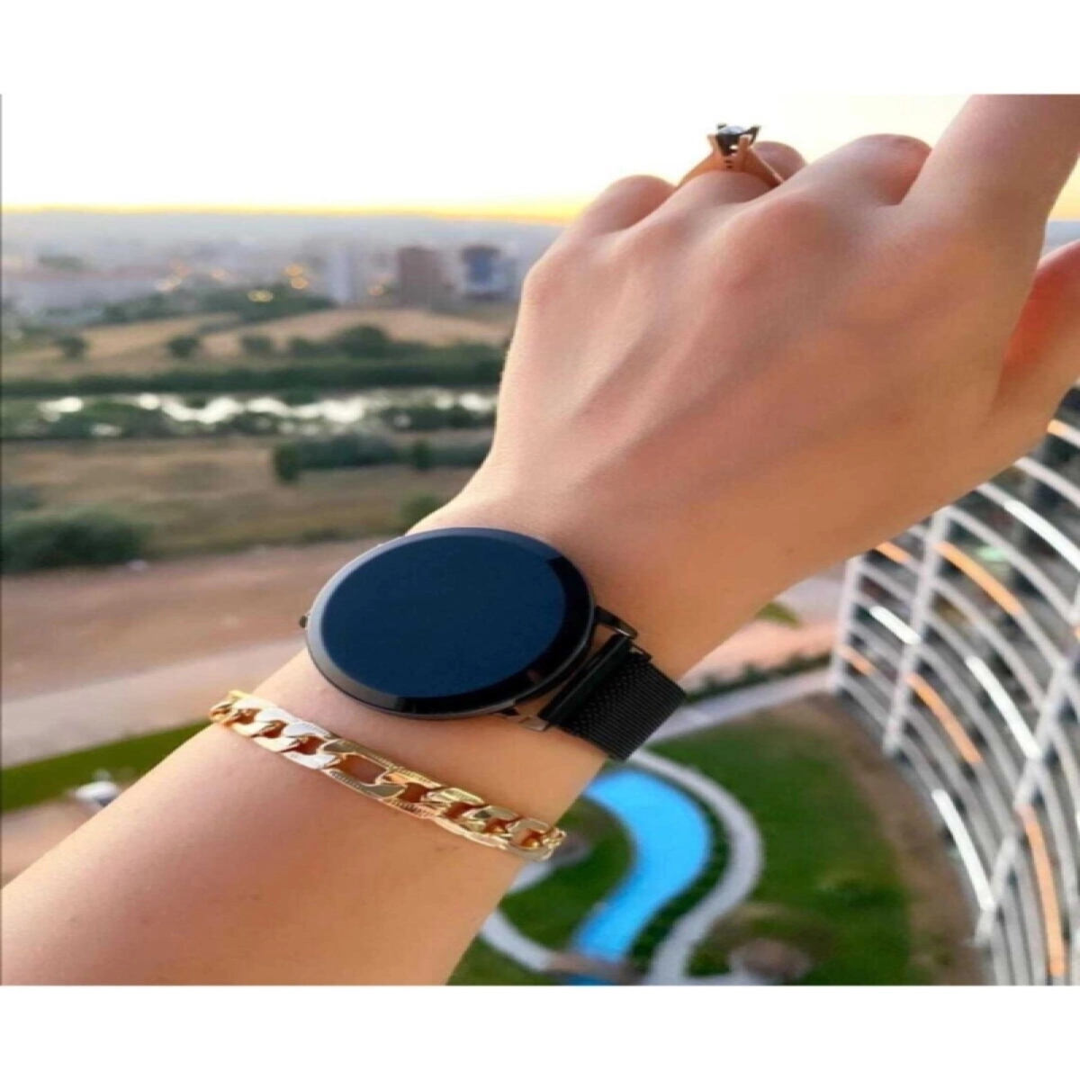 Rose Hasır Mıknatıslı Kordonlu Led Tuşlu Ekranlı Kadın Saati