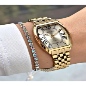 ROMA RAKAMLI KARE GOLD KADIN METAL KOL SAATİ