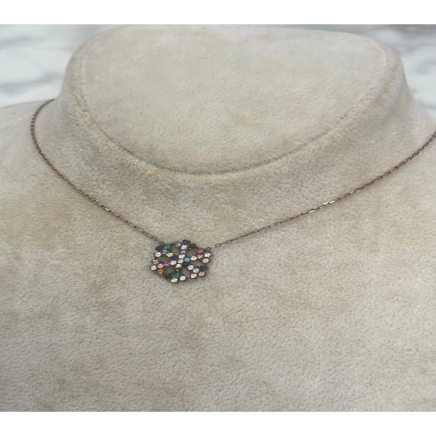 925 Ayar Gümüş Taşlı Rose Gold Kar Tanesi Modeli Gümüş Kolye