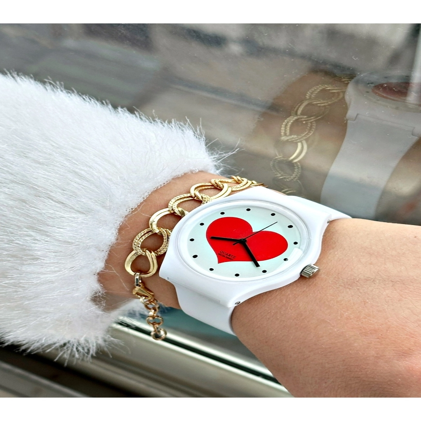 Silikon Kordon Premium Serisi Spor Tasarım Kadın Kol Saati-Bileklik Hediyeli hover