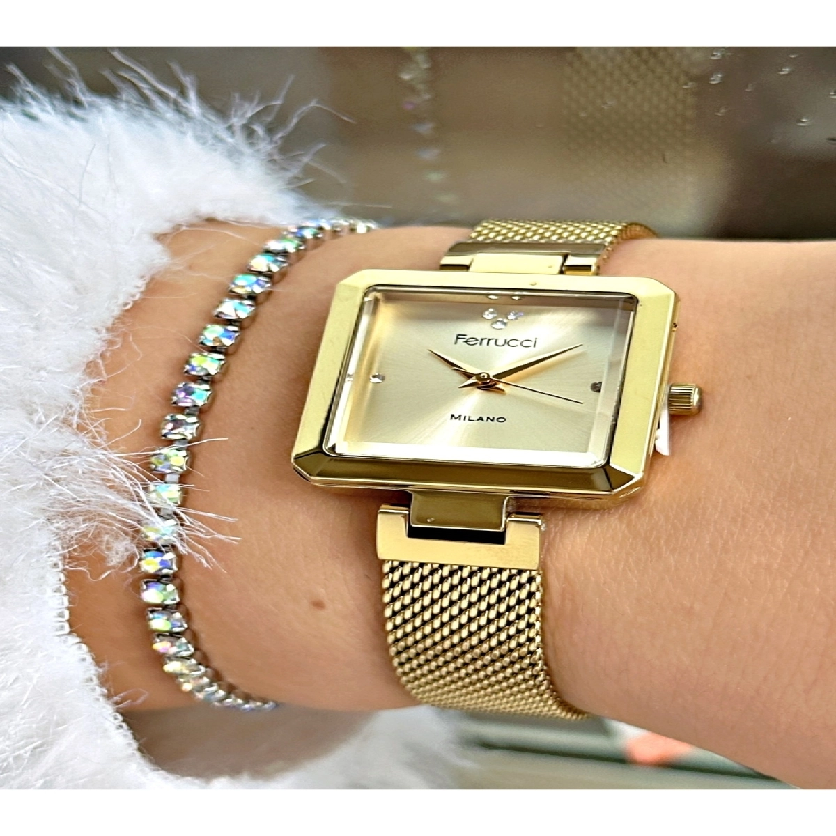 FERRUCCİ KARE GOLD HASIR KADIN KOL SAATİ