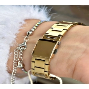 FERRUCCİ TAŞ RAKAMLI GOLD METAL KADIN KOL SAATİ