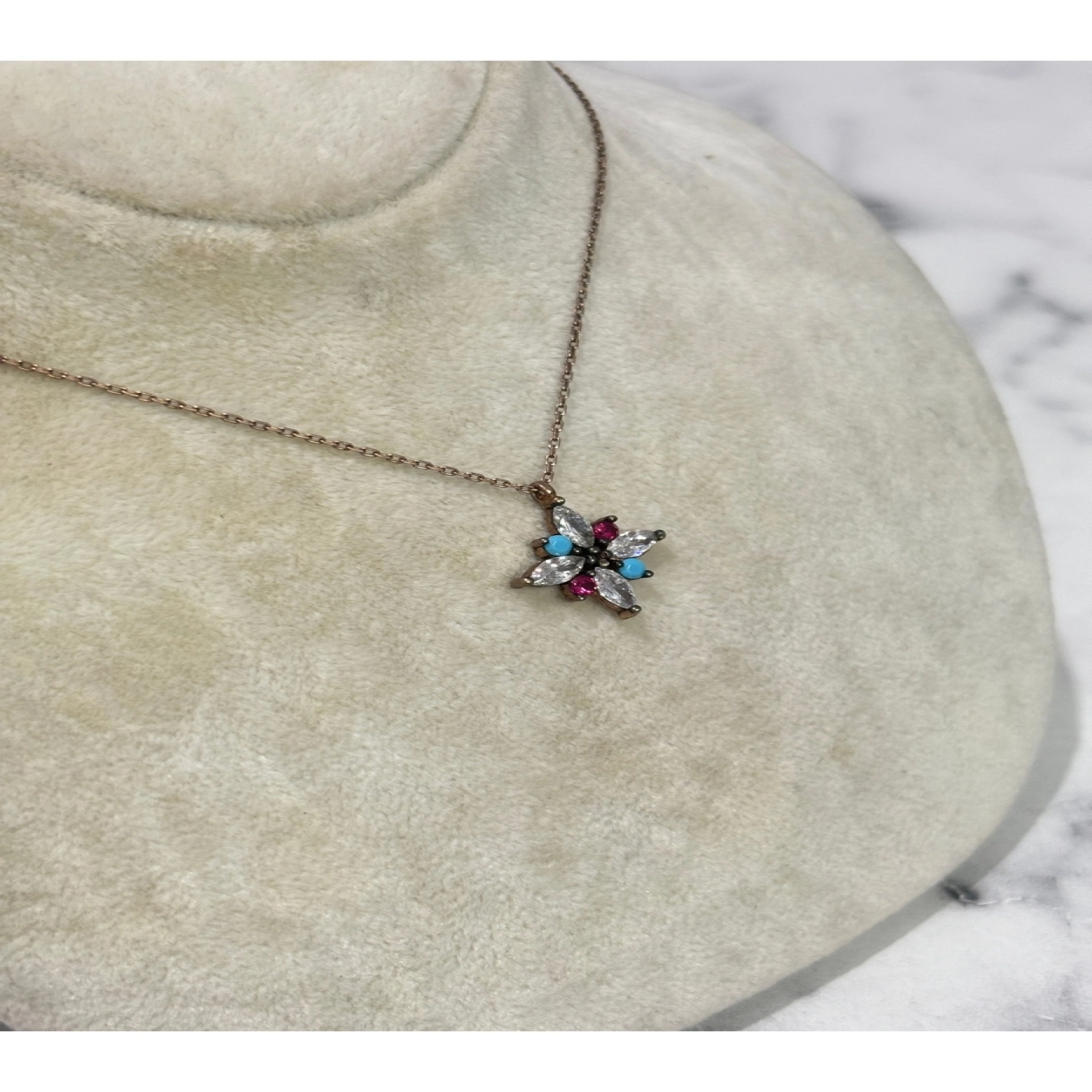 925 Ayar Gümüş  Renkli Taşlı Modeli Gümüş Kolye