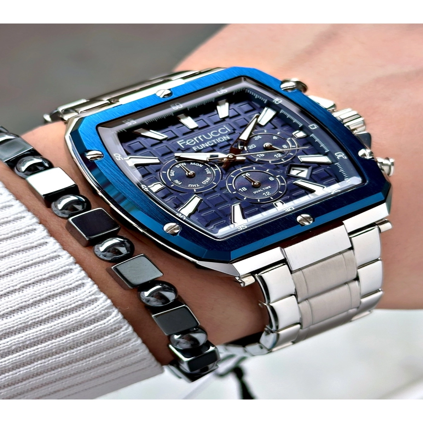 FERRUCCİ FUNCTION LACİVERT KADRANLI GÜMÜŞ METAL ERKEK KOL SAATİ