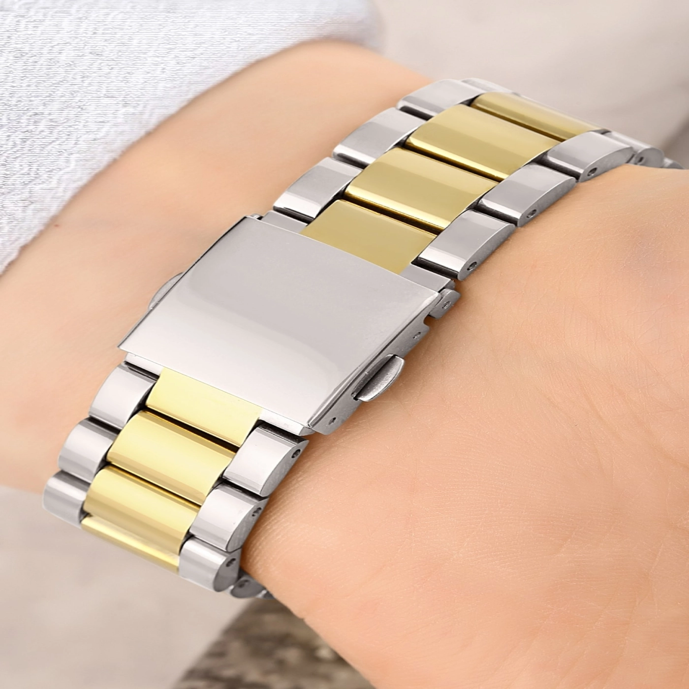 Çelik Kordon Gümüş-altın Renk 3 Atm Su Geçirmez Kadın Kol Saati hover