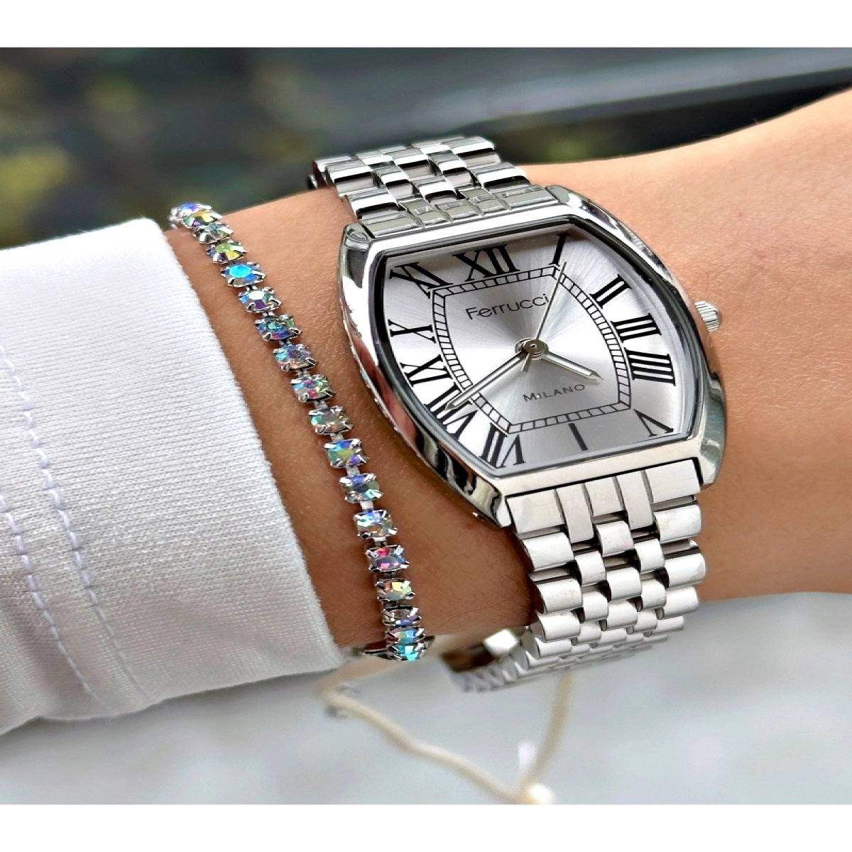 ROMA RAKAMLI KARE GÜMÜŞ METAL KADIN KOL SAATİ