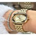 FERRUCCİ RAKAMLARI TAŞLI KARE GOLD METAL KADIN KOL SAATİ