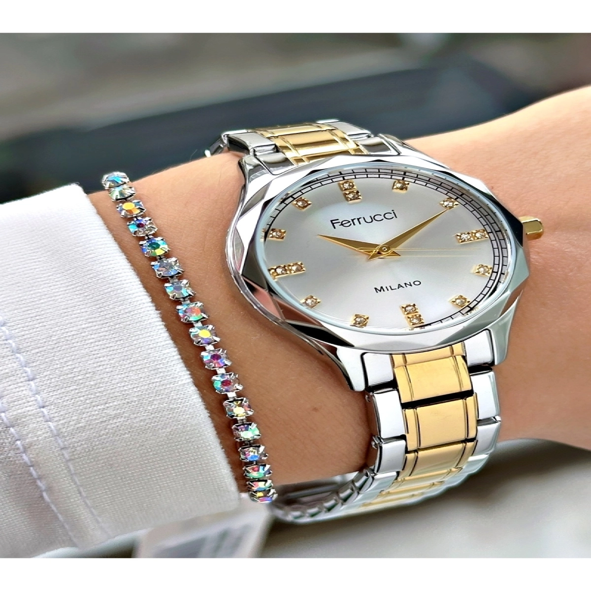 TAŞ RAKAMLI GOLD GÜMÜŞ METAL KADIN KOL SAATİ