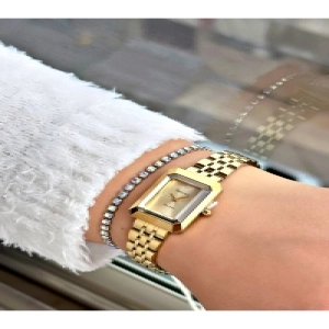 FERRUCCİ KESME CAMLI KARE GOLD METAL KADIN KOL SAATİ