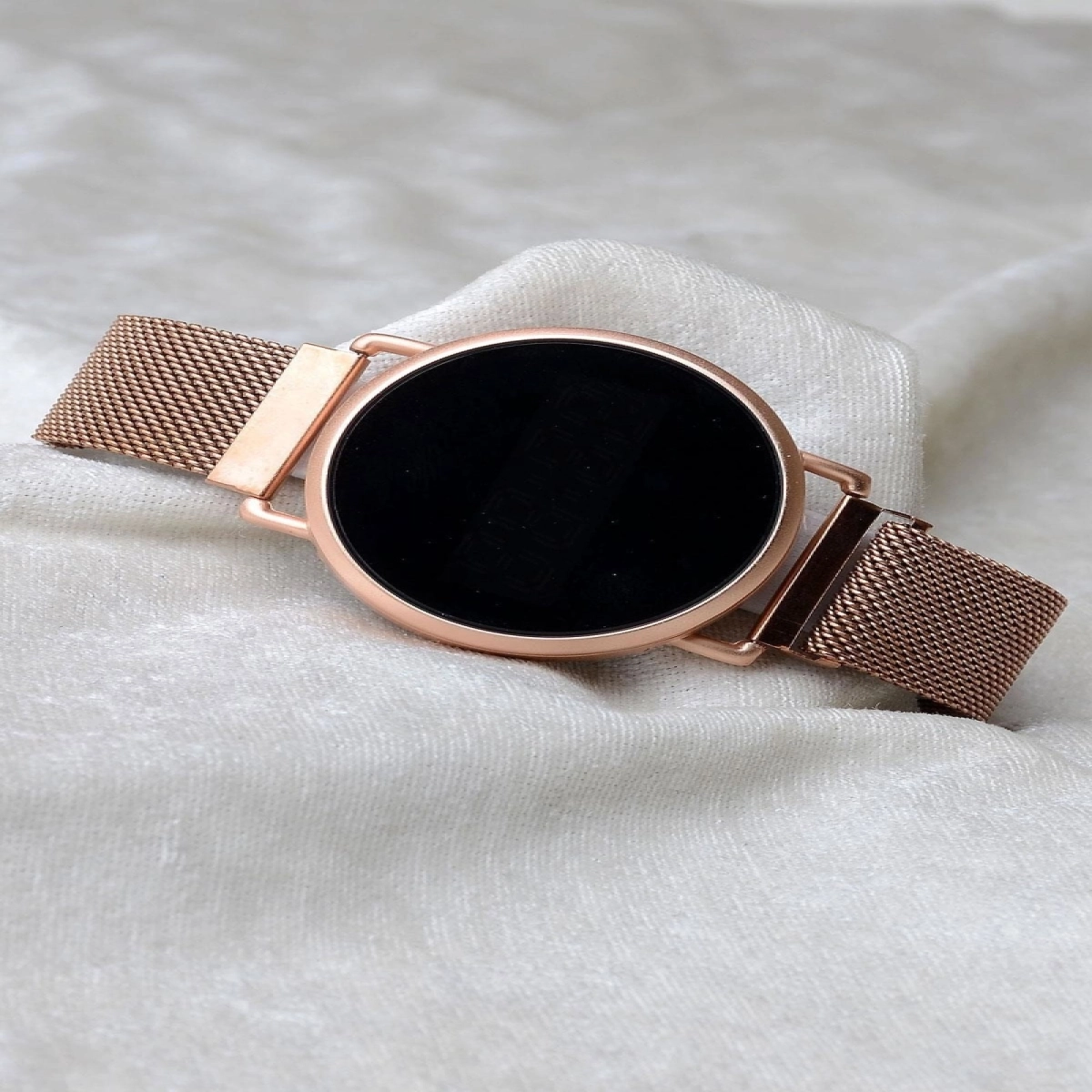 Unisex Bej Mıknatıslı Dokunmatik Kol Saati