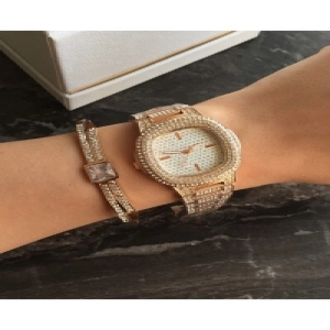 Kadın Gold Rose Taşlı Parlak Kuvars Kol Saati Rose Gold Taşlı  Saat