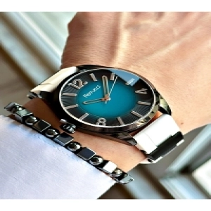 MAVİ KADRANLI BEYAZ SİLİKON ERKEK KOL SAATİ