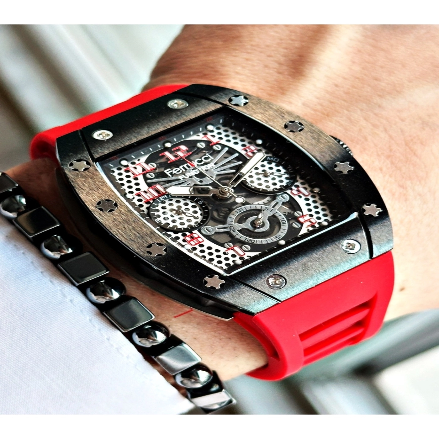 FUNCTION GÜMÜŞ KADRAN KARE KIRMIZI SİLİKON ERKEK KOL SAATİ