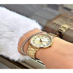 FERRUCCİ RAKAMLARI KADRANI TAŞLI GOLD METAL KADIN KOL SAATİ