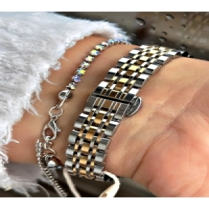 FERRUCCİ GOLD KESME CAMLI METAL KADIN KOL SAATİ