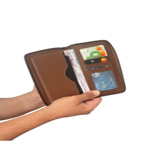 Premium Serisi Lüks Deri Özel Üretim Dikey Telefon Bölmeli Fermuarlı Erkek Cüzdanı