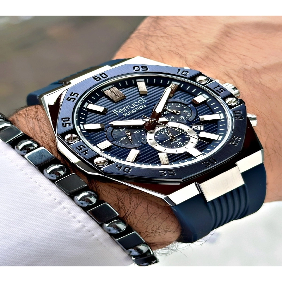 FERRUCCİ TAKVİMLİ FUNCTION LACİVERT KADRANLI  SİLİKON ERKEK KOL SAATİ