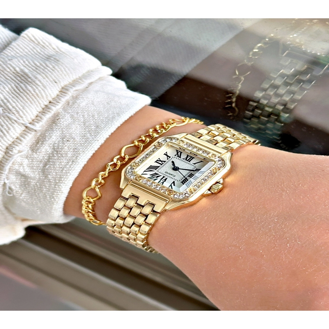Özel Tasarım Kordon Premium Seri Roma Rakamlı Taşlı Model Kadın Kol Saati-Bileklik Hediyeli hover