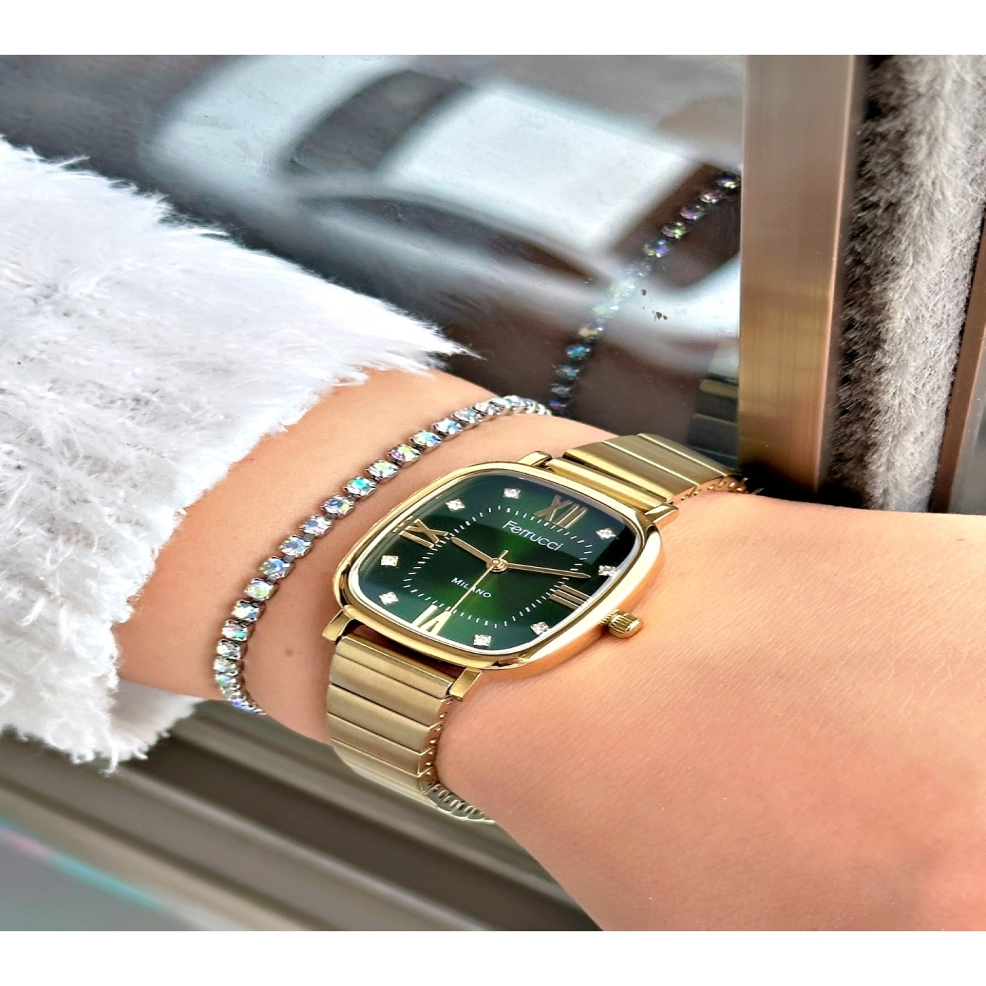FERRUCCİ YEŞİL KADRANLI KARE GOLD TAŞ RAKAMLI GOLD METAL KADIN KOL SAATİ hover