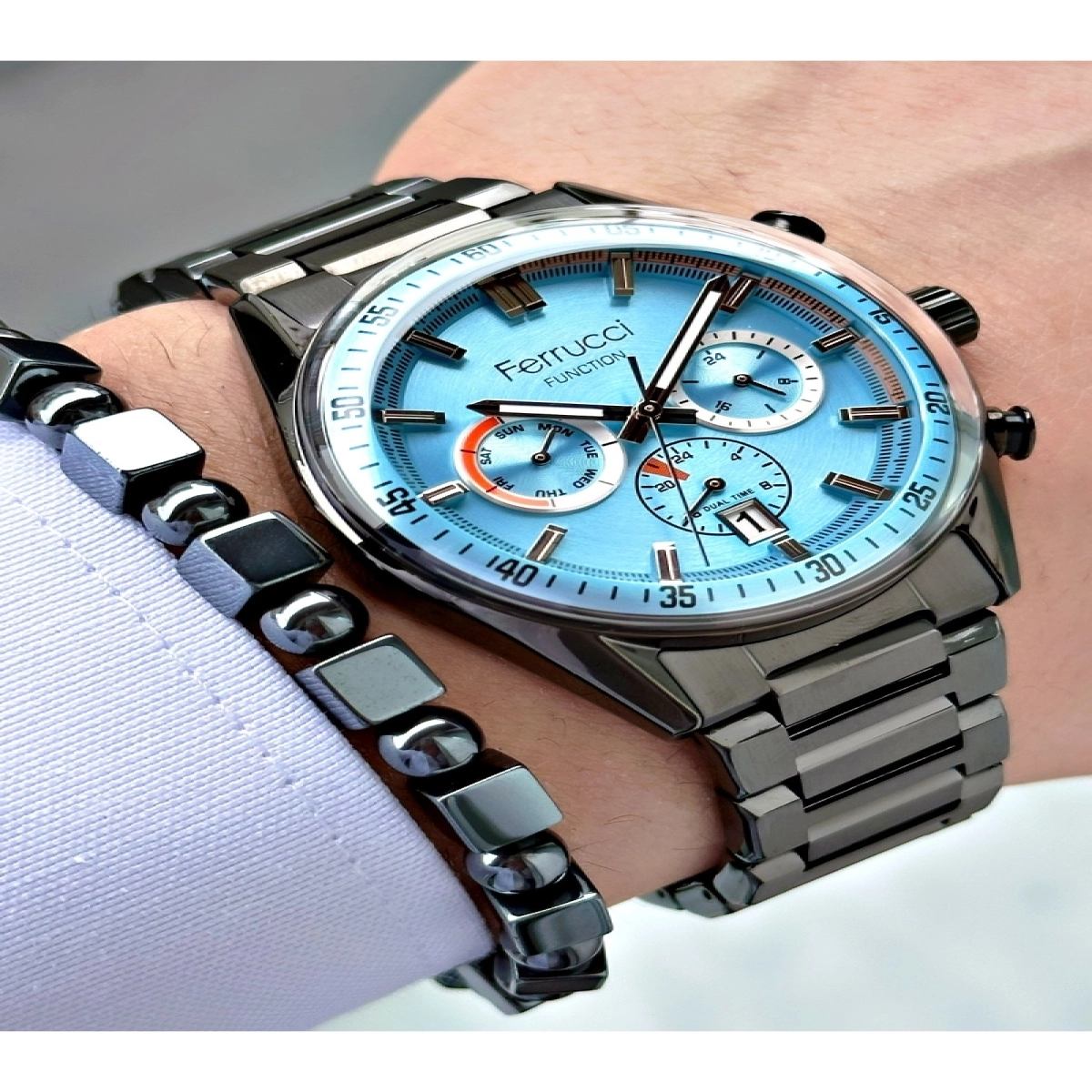 FERRUCCİ FUNCTION TAKVİMLİ MAVİ KADRANLI KOYU GRİ METAL ERKEK KOL SAATİ