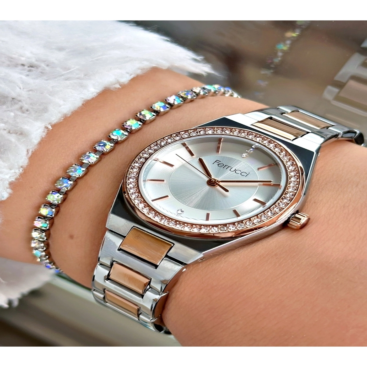 FERRUCCİ TAŞLI ROSE GÜMÜŞ METAL KADIN KOL SAATİ