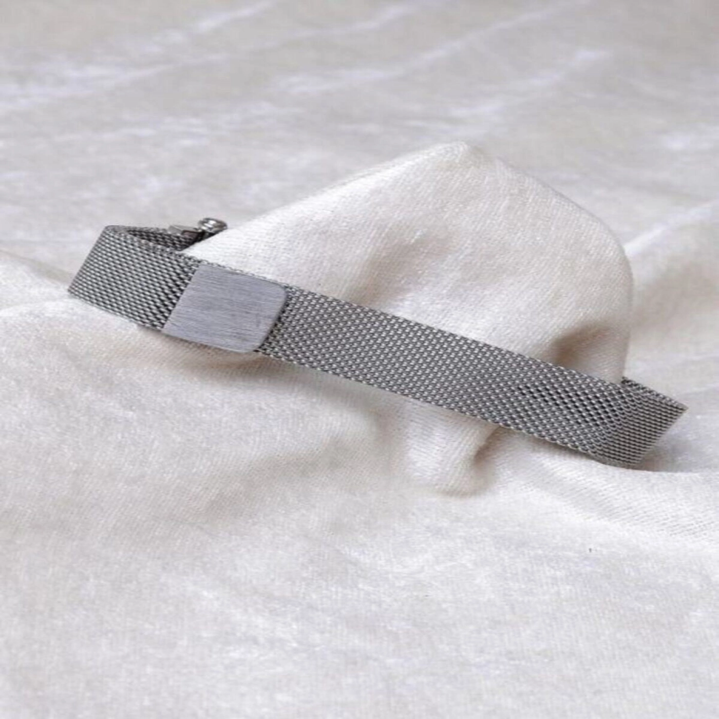 Mıknatıslı Dokunmatik Unisex Kol Saati Xt250130rz1 hover