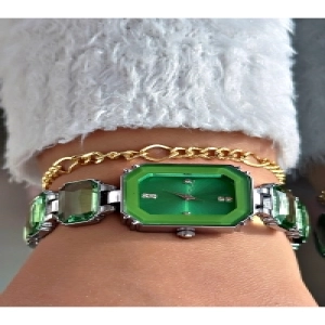 Premium Serisi Lüks Taşlı Özel Tasarım Metal Kordon Kadın Kol Saati-Bileklik Hediyeli