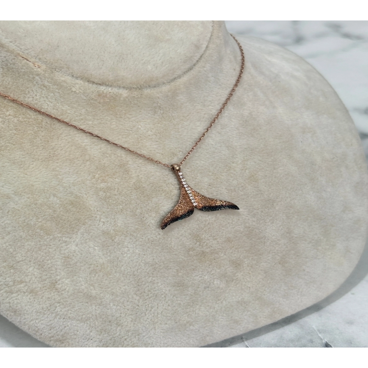 925 Ayar Gümüş Taşlı Rose Gold Kanat Modeli Gümüş Kolye