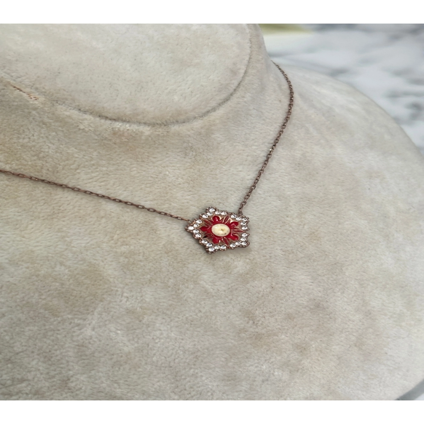 925 Ayar Gümüş Taşlı Rose Gold Yıldız Modeli Gümüş Kolye