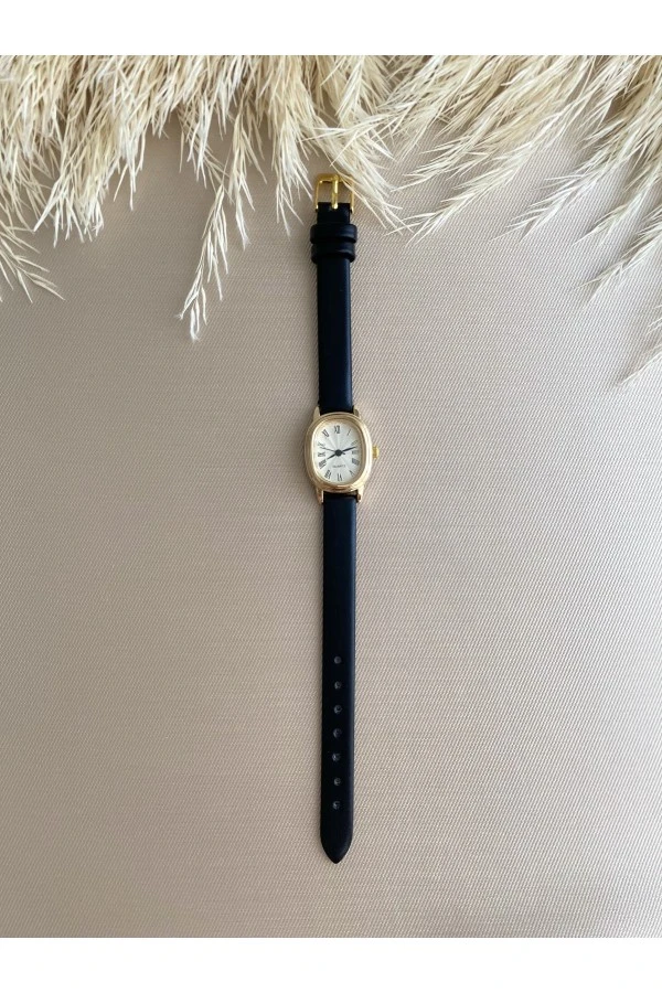 Retro Minimal Vintage Tasarım - Siyah Renk Kordon - Kadın Kol Saati - Gold Renk Kasa