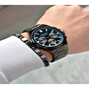 FERRUCCİ LACİVERT KADRANLI FUNCTION KOYU GRİ METAL ERKEK KOL SAATİ