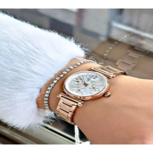 FUNCTION BEYAZ KADRANLI ROSE KADIN METAL KOL SAATİ