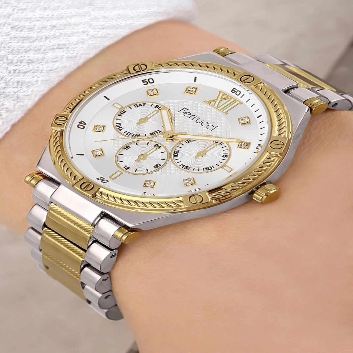 Çelik Kordon Gümüş-altın Renk 3 Atm Su Geçirmez Kadın Kol Saati