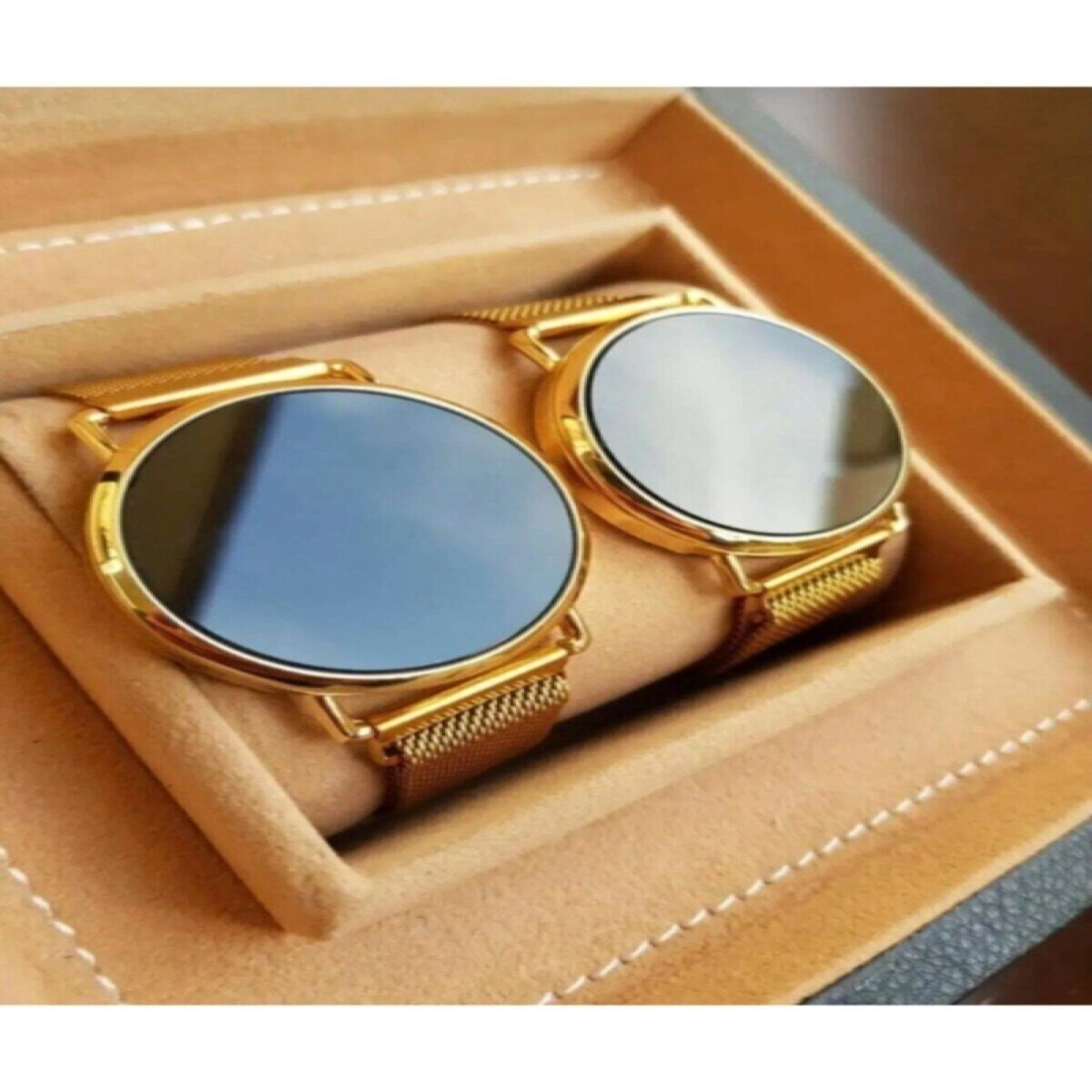 Dijital Dokunmatik Ekran Mıknatıs Kordonlu Gold Çift Saati