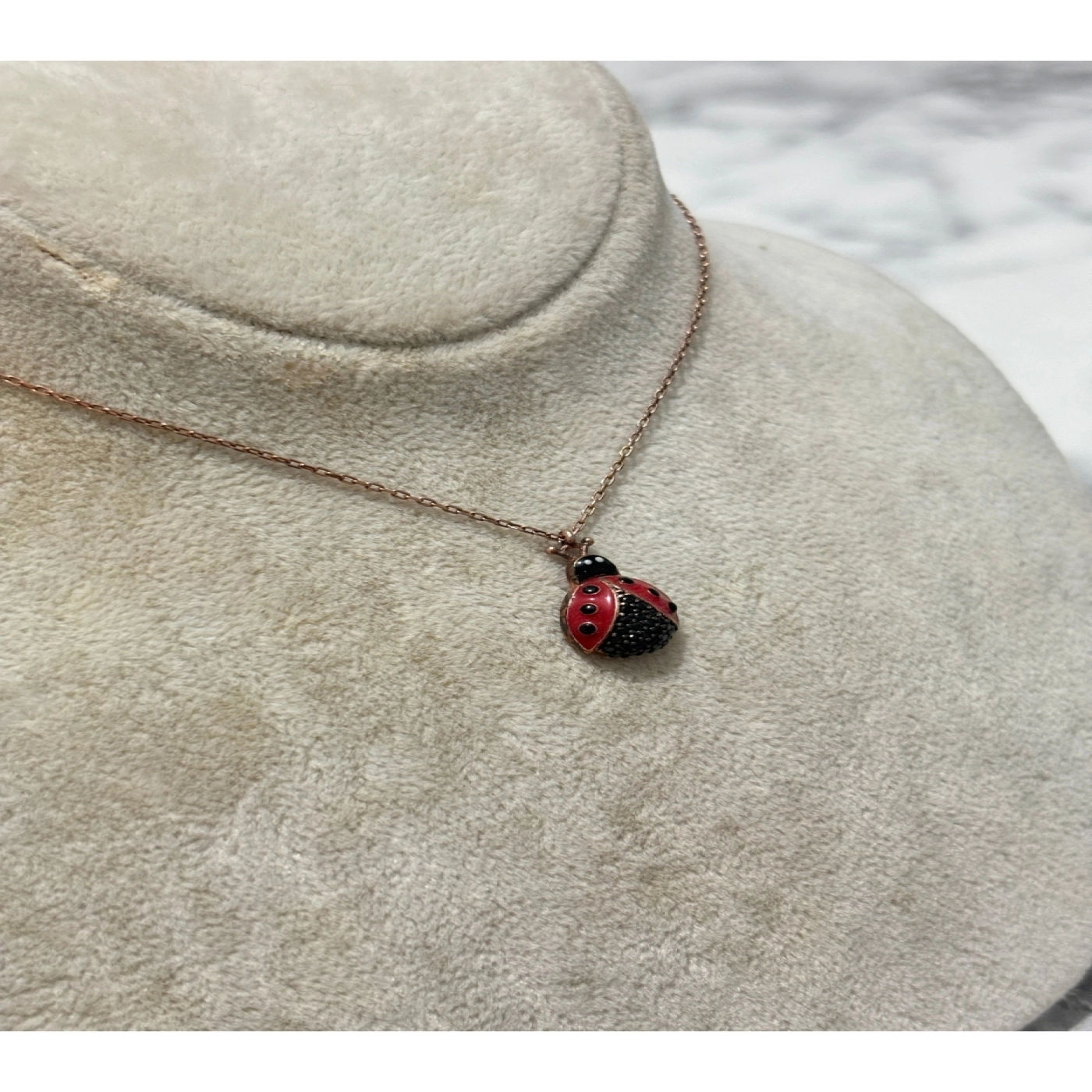 925 Ayar Gümüş Rose Gold Uğur Böceği Modeli Gümüş Kolye