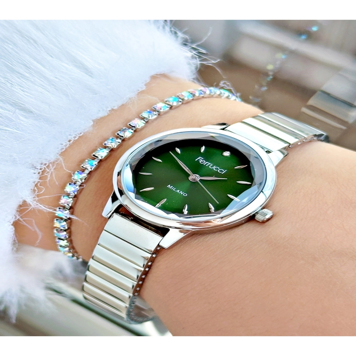 YEŞİL KADRANLI GÜMÜŞ METAL KADIN KOL SAATİ