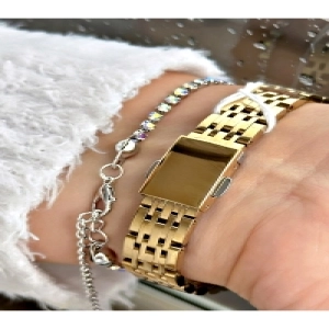 FERRUCCİ RAKAMLARI TAŞLI GOLD METAL KADIN KOL SAATİ