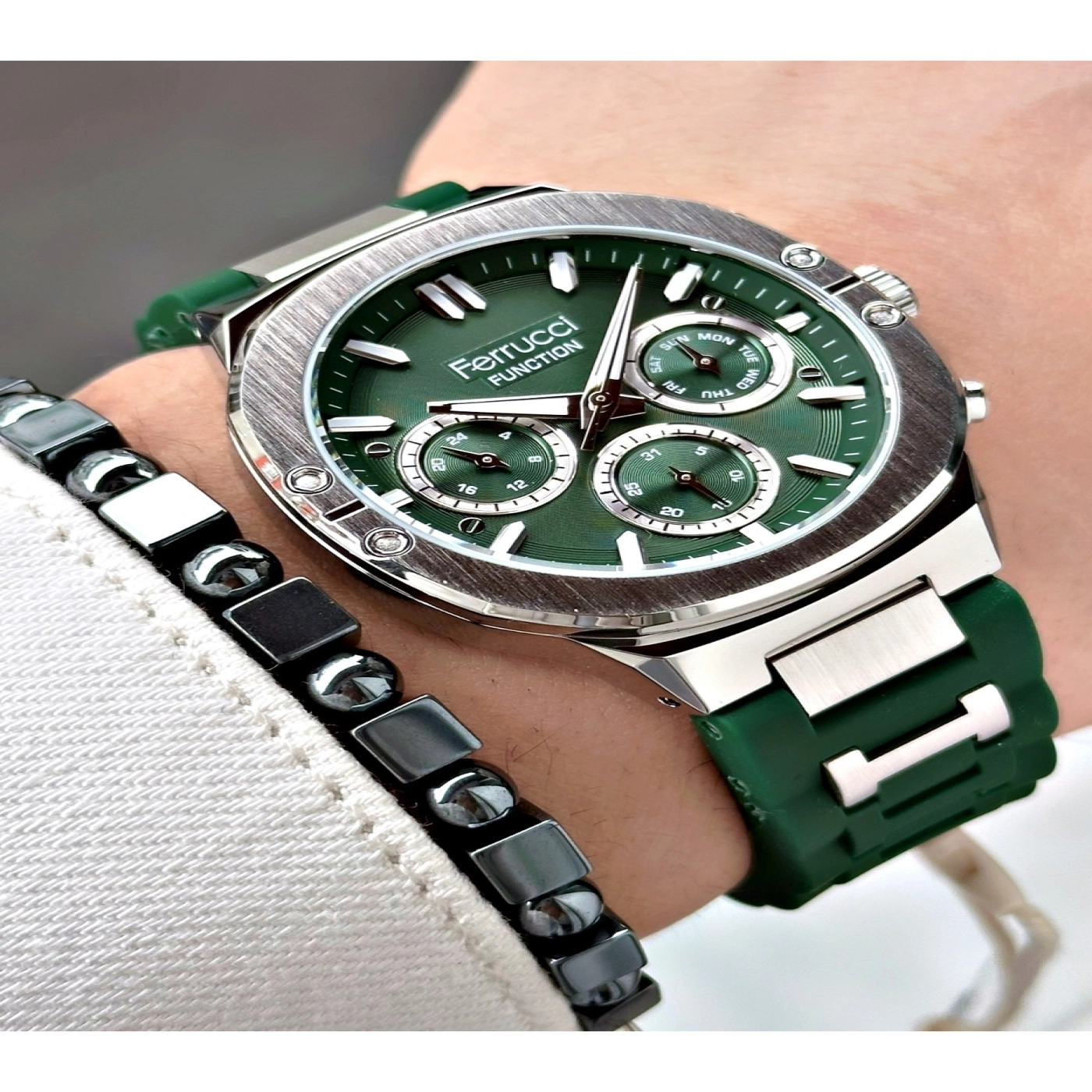 FERRUCCİ FUNCTION YEŞİL KADRANLI YEŞİL KORDONLU SİLİKON ERKEK KOL SAATİ
