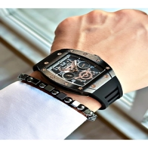 FUNCTION SİYAH KADRANLI ROSE DETAYLI KARE SİYAH SİLİKON ERKEK KOL SAATİ