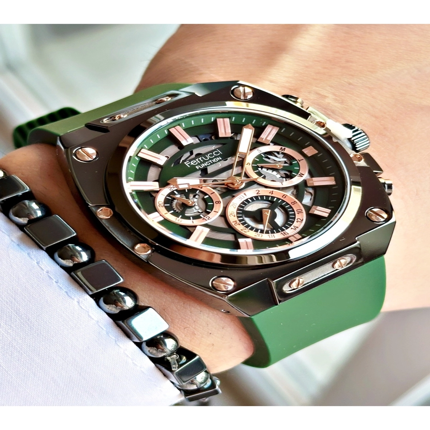 FUNCTION YEŞİL KADRANLI ROSE RAKAMLI YEŞİL SİLİKON ERKEK KOL SAATİ