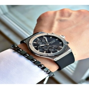 FUNCTION SİYAH KADRANLI SİYAH SİLİKON ERKEK KOL SAATİ