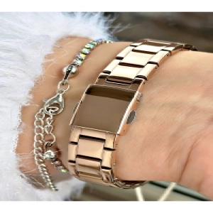 FERRUCCİ TAŞ RAKAMLI ROSE METAL KADIN KOL SAATİ
